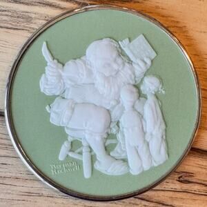 1980 Norman Rockwell 1st in Series, Santa’s Visitors, Cameo Style Ornament-3.25”